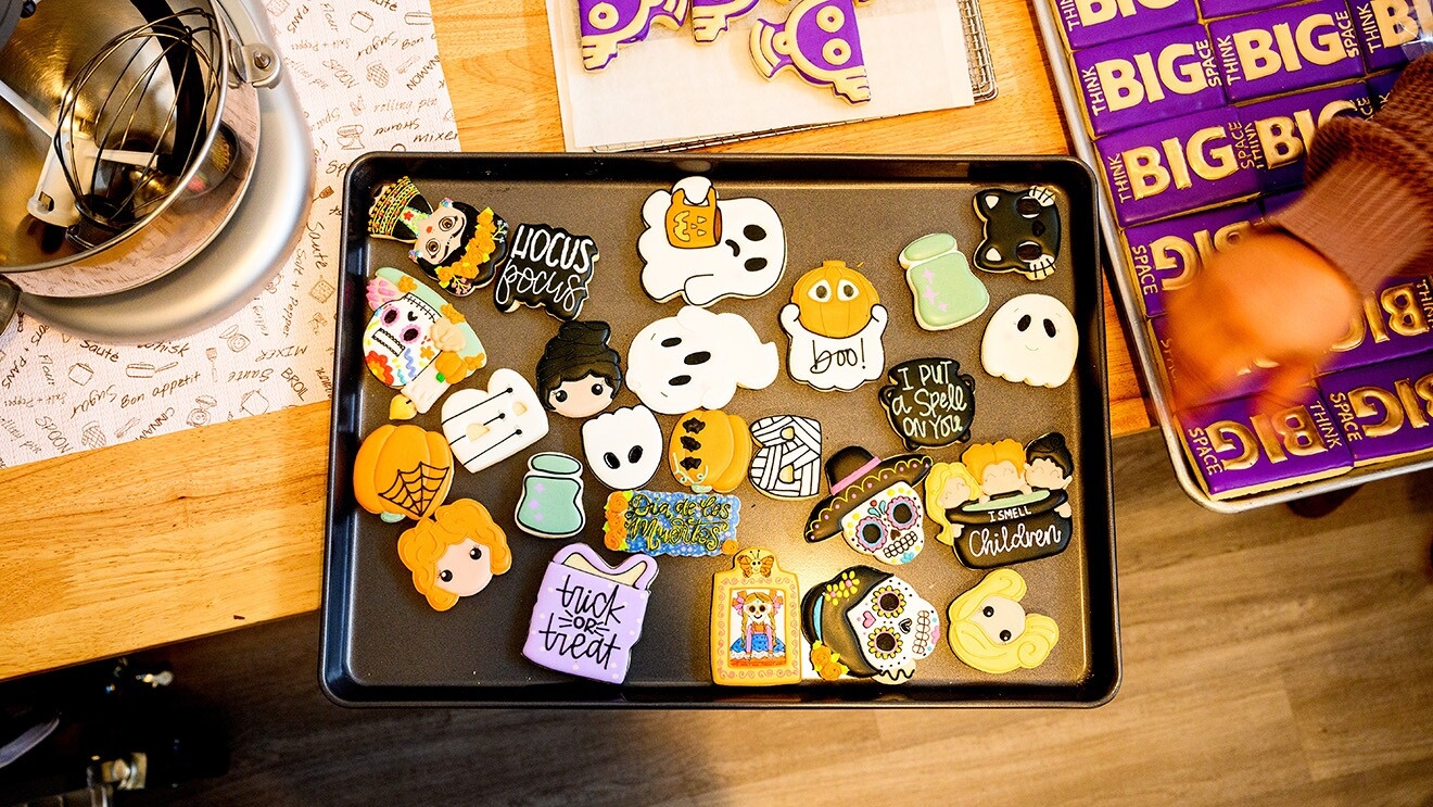 A photo of intricately decorated Halloween-themed cookies. 