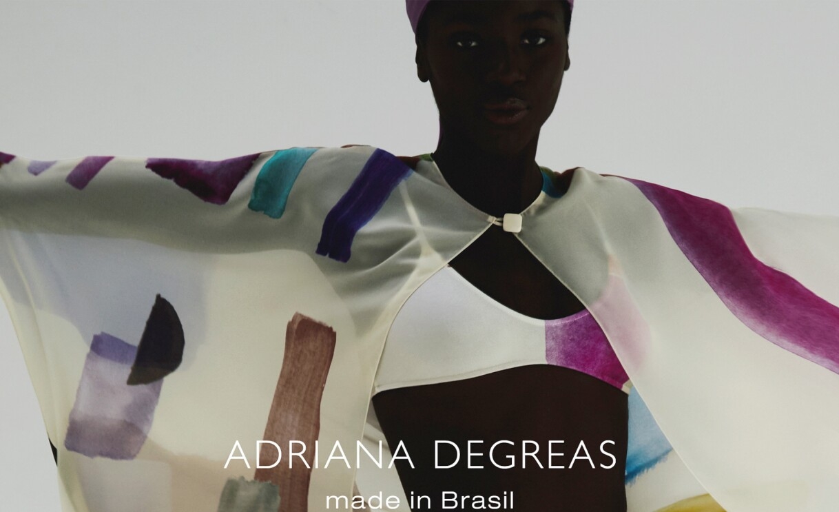 An image of a model wearing a piece from a luxury store. The bottom reads "Adriana Degreas made in Brasil."