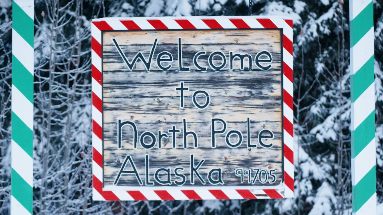 Amazon delivers to Santa in North Pole