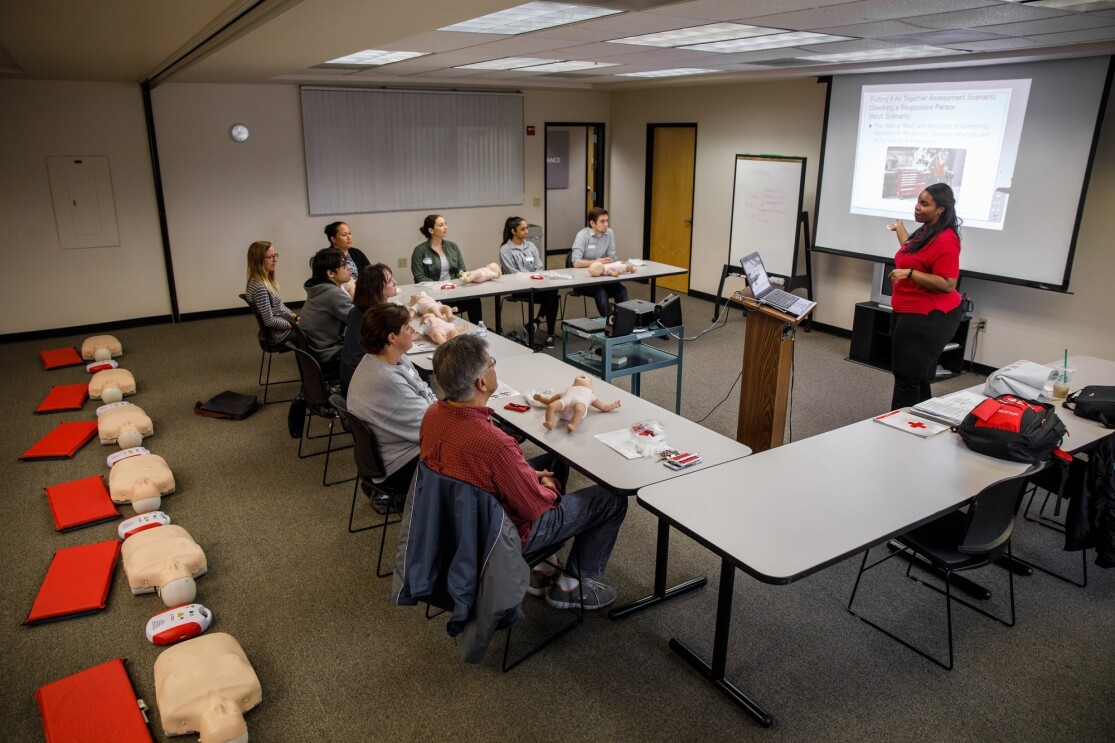 CPR instructor Jamie Davis leads a class